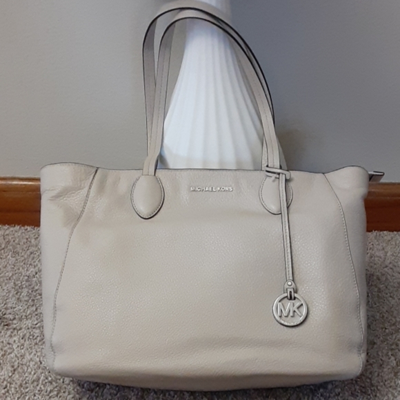 Michael Kors MK Ani large leather tote handbag